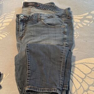 Torrid Women's Gray Skinny Jeans